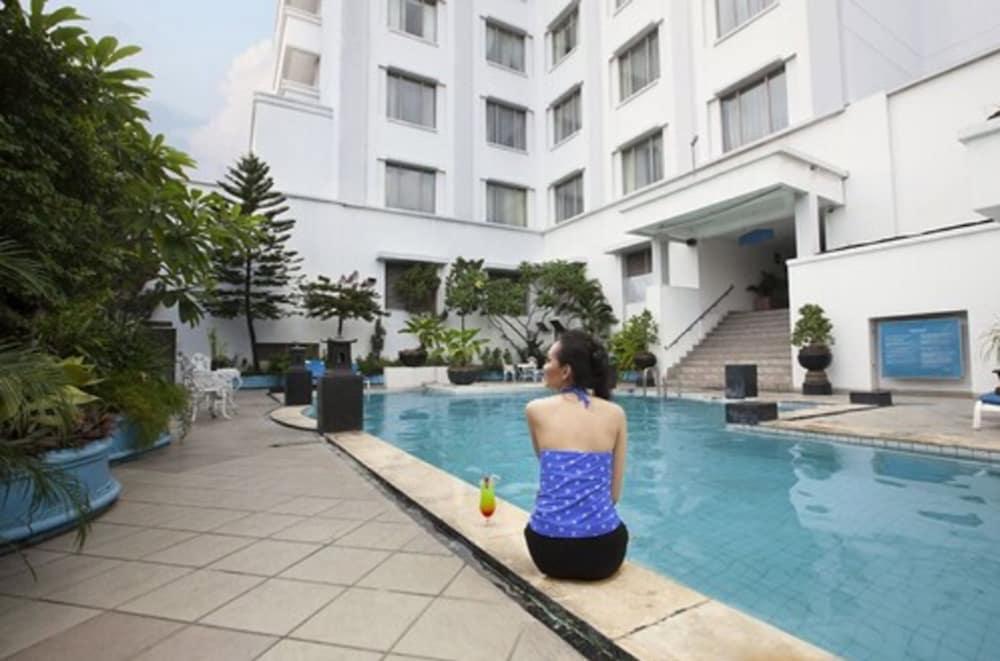 Hotel Sahid Jaya Solo Εξωτερικό φωτογραφία