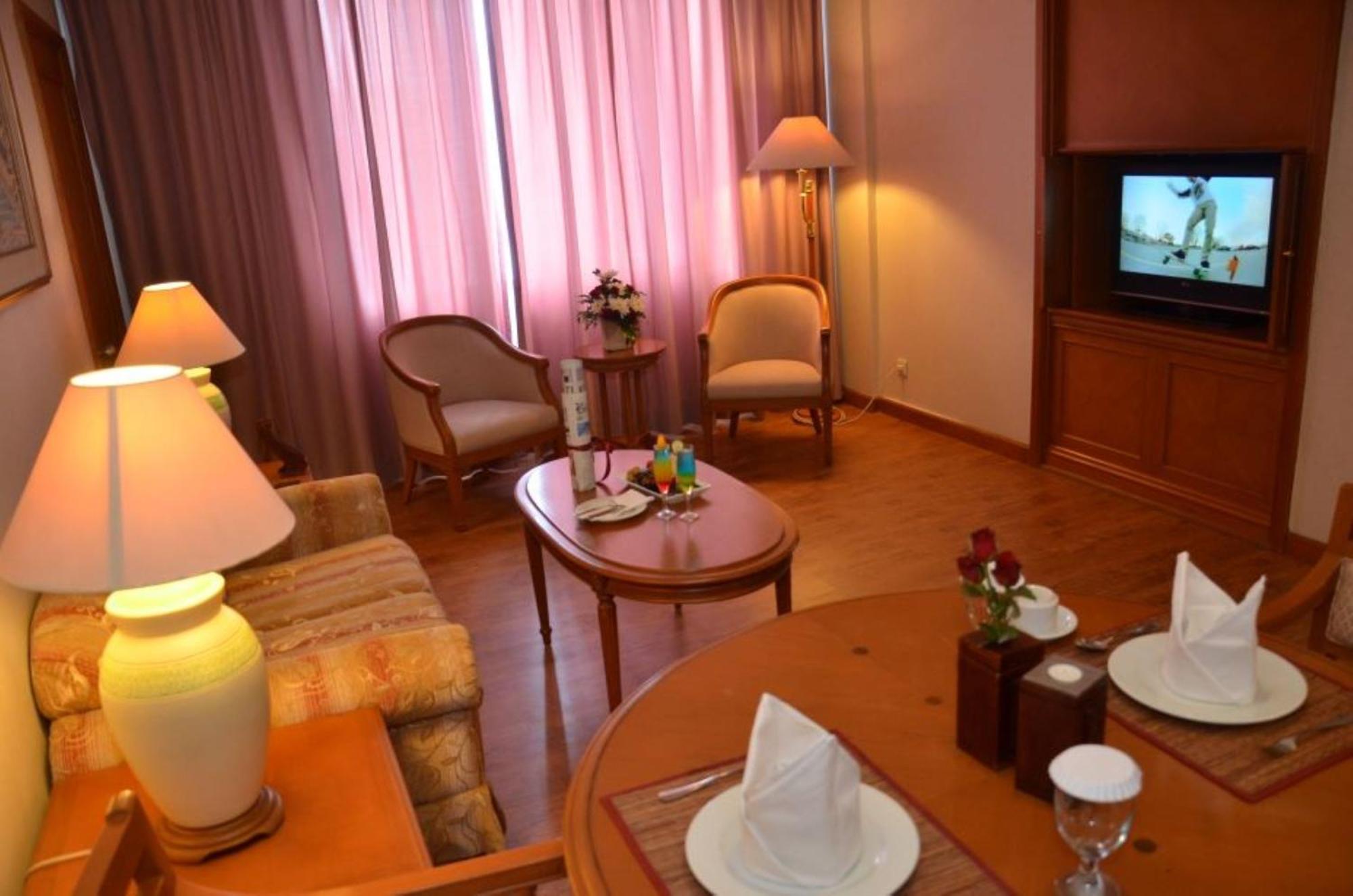Hotel Sahid Jaya Solo Εξωτερικό φωτογραφία