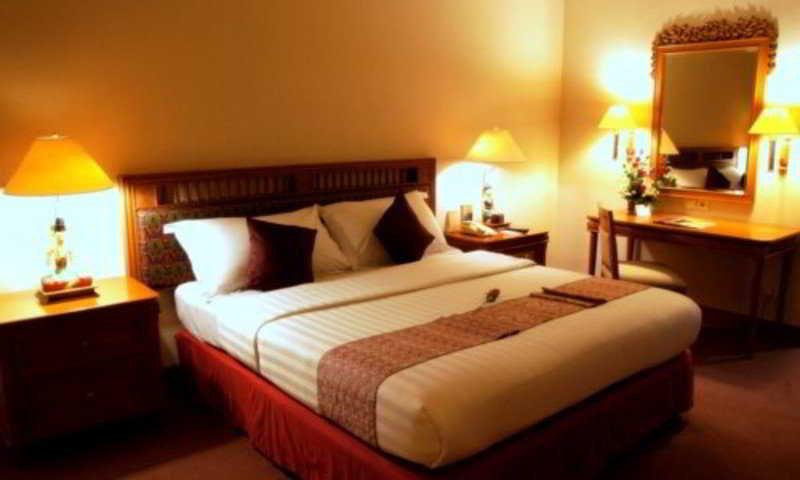 Hotel Sahid Jaya Solo Εξωτερικό φωτογραφία