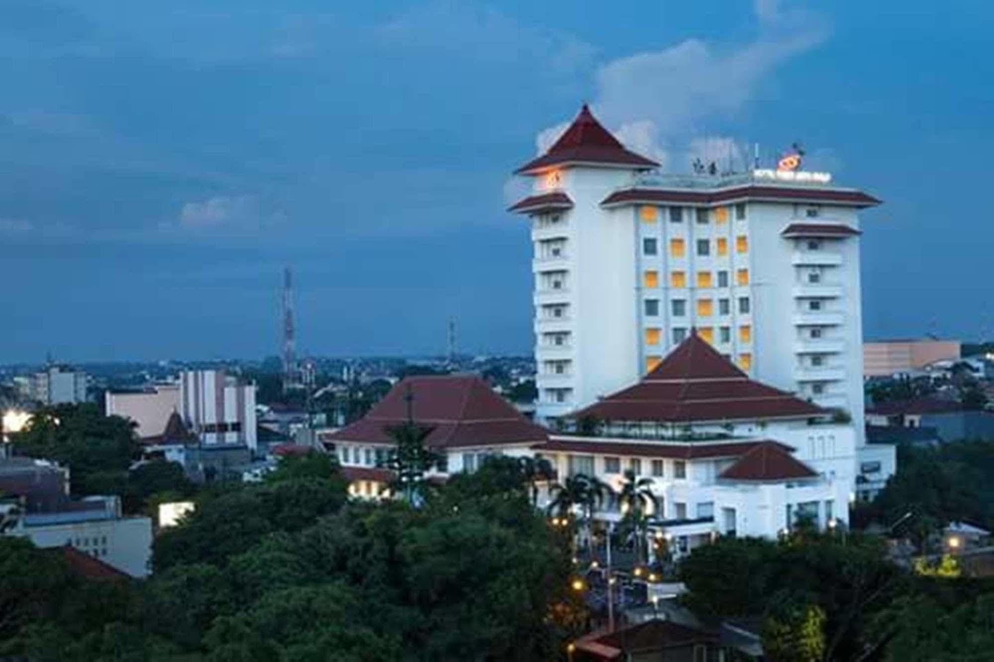 Hotel Sahid Jaya Solo Εξωτερικό φωτογραφία