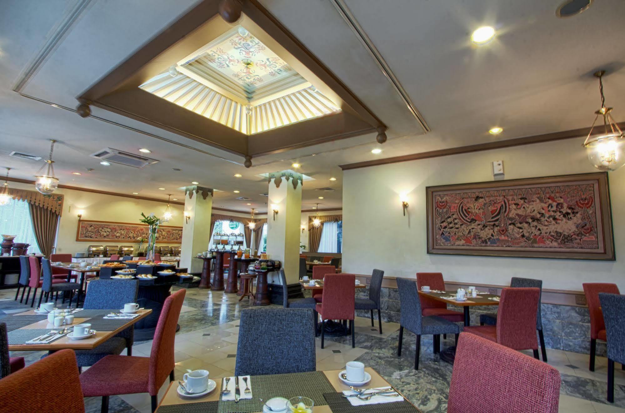 Hotel Sahid Jaya Solo Εξωτερικό φωτογραφία